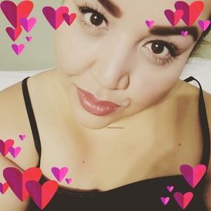 Meet your Posher, Vee